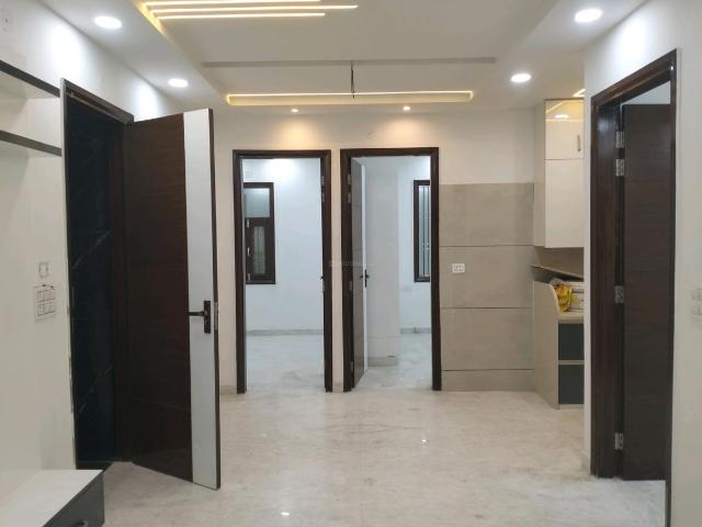 Flat for sale in North Delhi, Deri