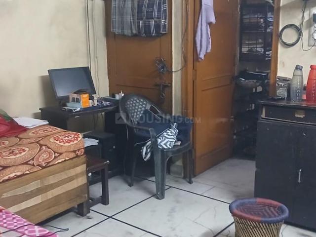 Flat for sale in North Delhi, Deri