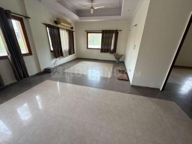 Flat for rent in Hariana