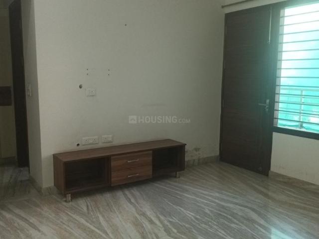 Flat for rent in Sector 17, Faridabad