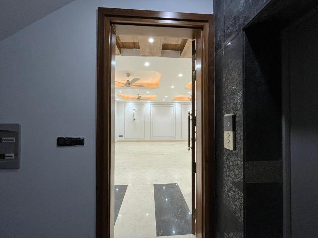 Flat for sale in Hariana