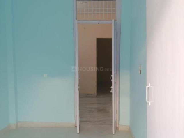 Flat for rent in North Delhi, Deri