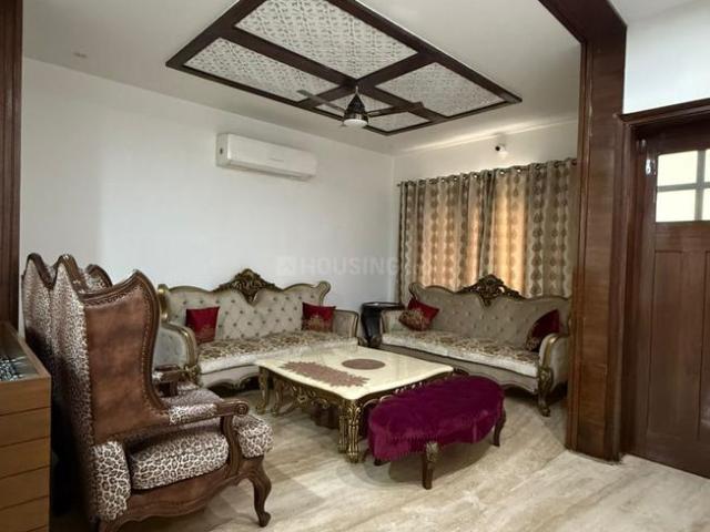 Flat for rent in Ward 17, Chandigarh