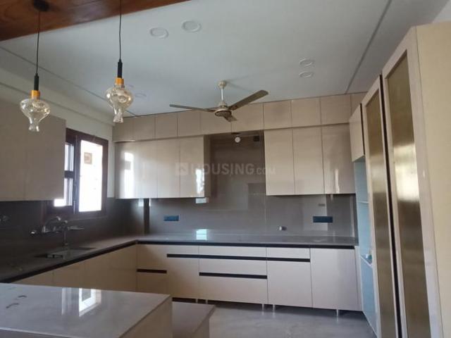 Flat for rent in Hariana