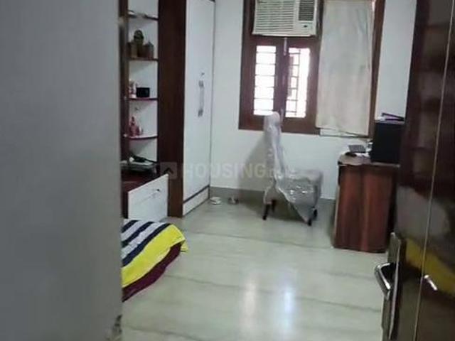 Flat for rent in Rohini, Delhi
