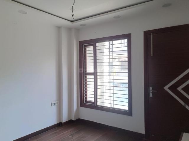 Flat for sale in Rohini, Delhi