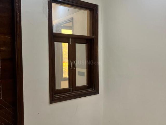 Flat for sale in North West Delhi, Deri
