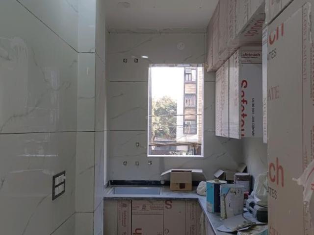 Flat for sale in North West Delhi, Deri
