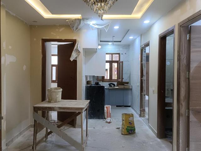 Flat for sale in North West Delhi, Deri