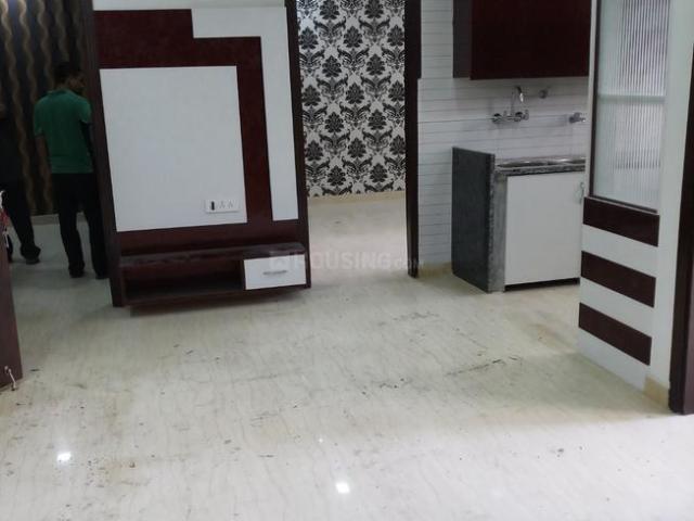 Flat for sale in North West Delhi, Deri