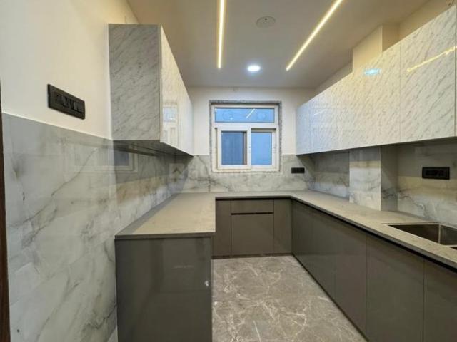 Flat for rent in North West Delhi, Deri