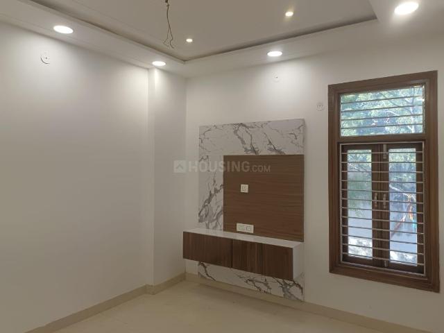 Flat for rent in North West Delhi, Deri