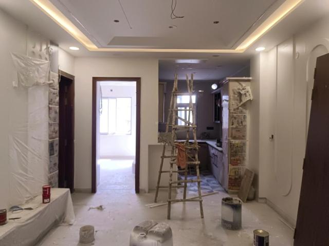Flat for sale in North West Delhi, Deri