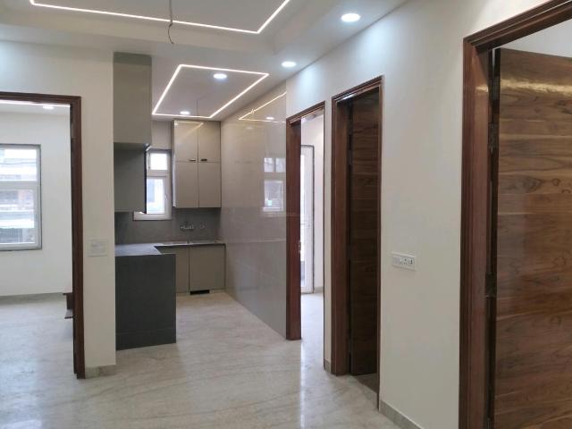 Flat for sale in North West Delhi, Deri
