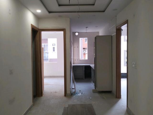 Flat for sale in North West Delhi, Deri