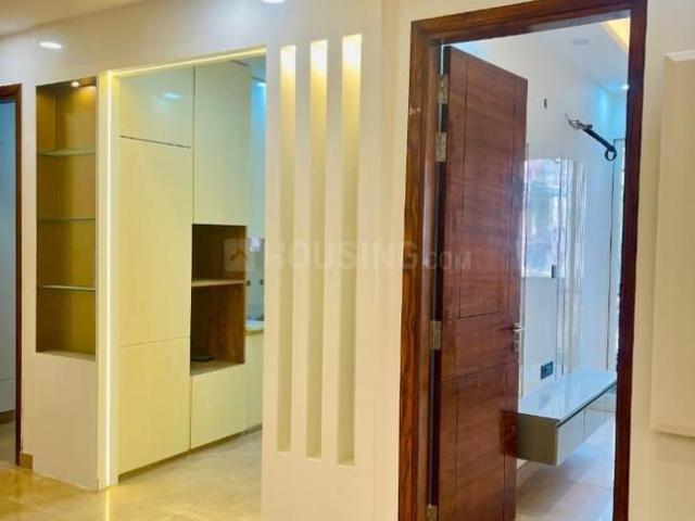 Flat for sale in North West Delhi, Deri