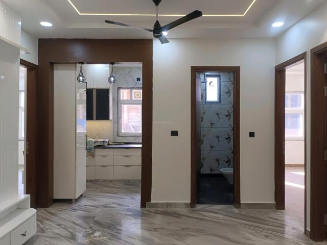 Flat for sale in North West Delhi, Deri