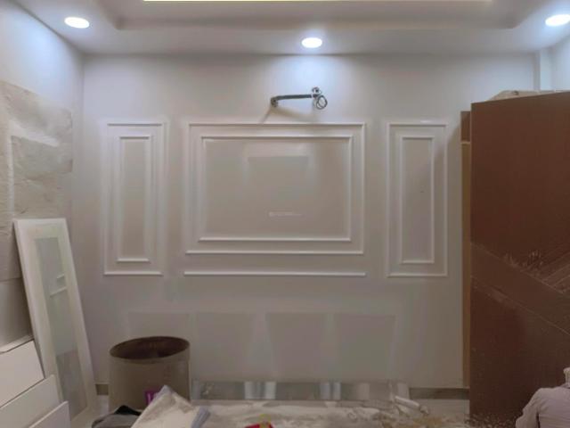 Flat for sale in North West Delhi, Deri