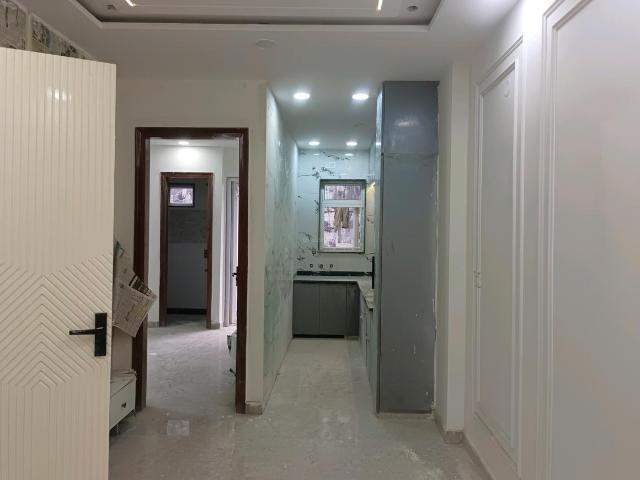 Flat for sale in North West Delhi, Deri