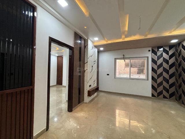 Flat for sale in Abdullahpur