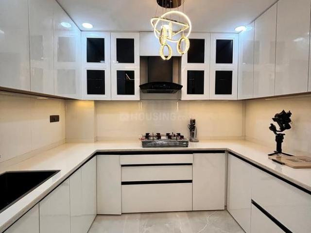Flat for sale in South West Delhi, Deri
