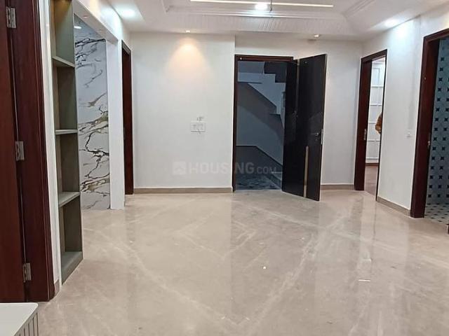 Flat for sale in Abdullahpur