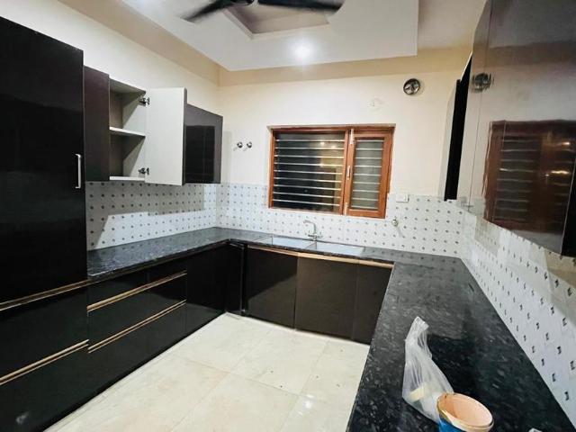 Flat for rent in Hariana