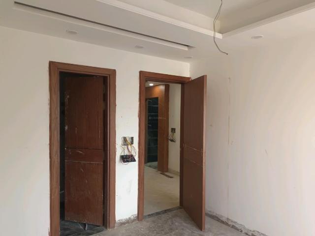 Flat for sale in Hariana