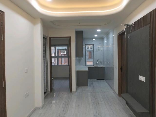 Flat for sale in North Delhi, Deri