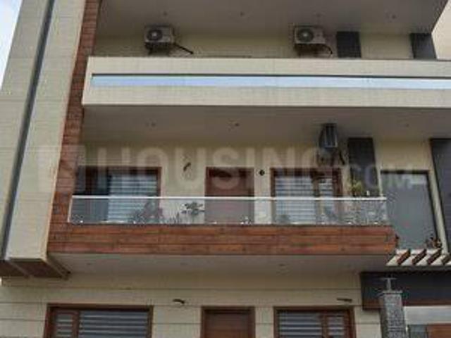 Flat for rent in Hariana