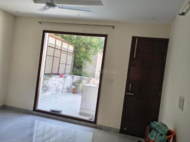 Flat for rent in Ward 16, Chandigarh