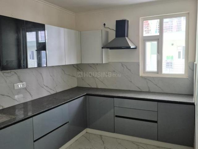 Flat for sale in Hariana
