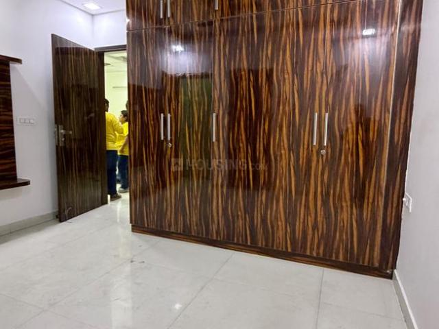 Flat for rent in Rohini, Delhi