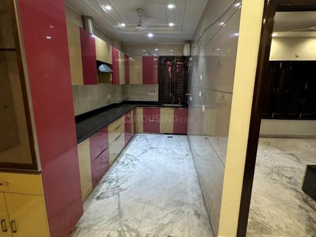 Flat for rent in North West Delhi, Deri