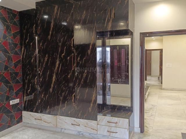 Flat for rent in North West Delhi, Deri