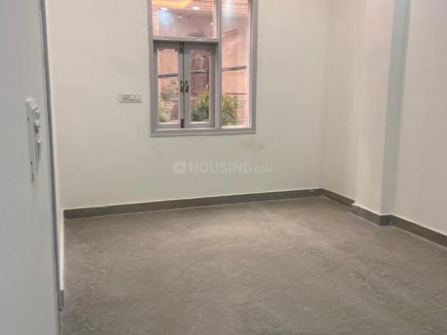 Flat for sale in North West Delhi, Deri