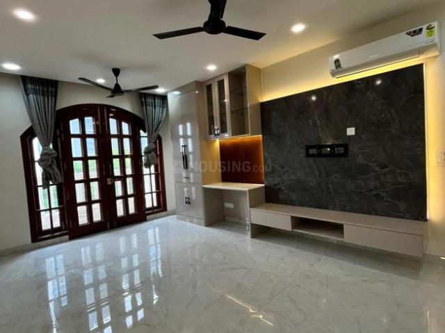 Flat for rent in Sector 43, Noida