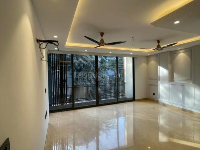 Flat for sale in Hariana