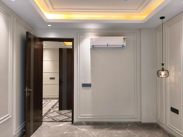 Flat for rent in Hariana