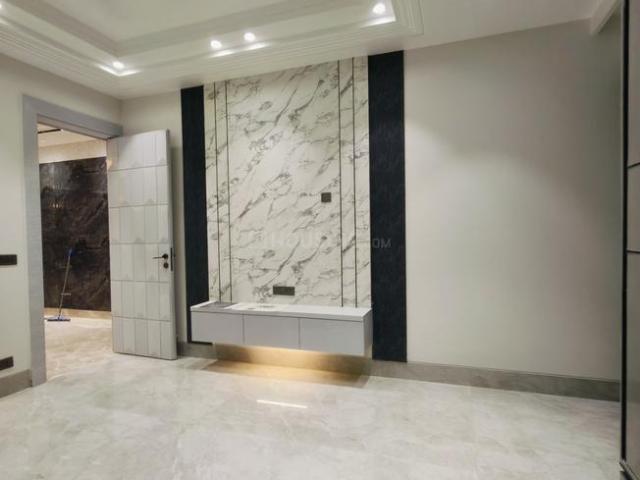 Flat for sale in Hariana