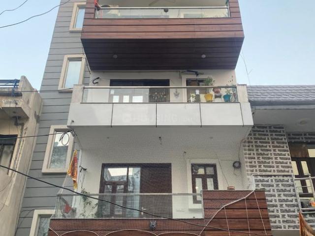 Flat for sale in Hariana