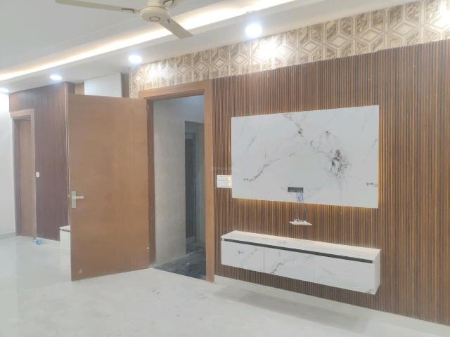 Flat for sale in Hariana