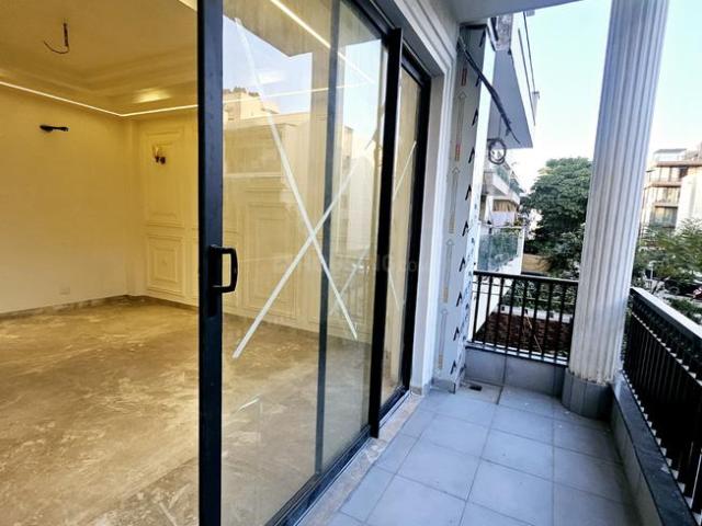 Flat for sale in Hariana