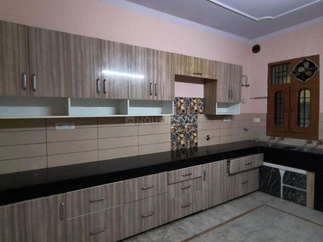 Flat for rent in Sector 4, Haripur