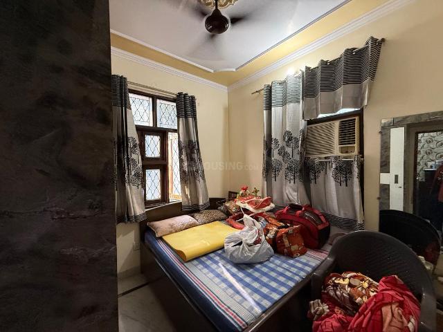 Flat for rent in North West Delhi, Deri