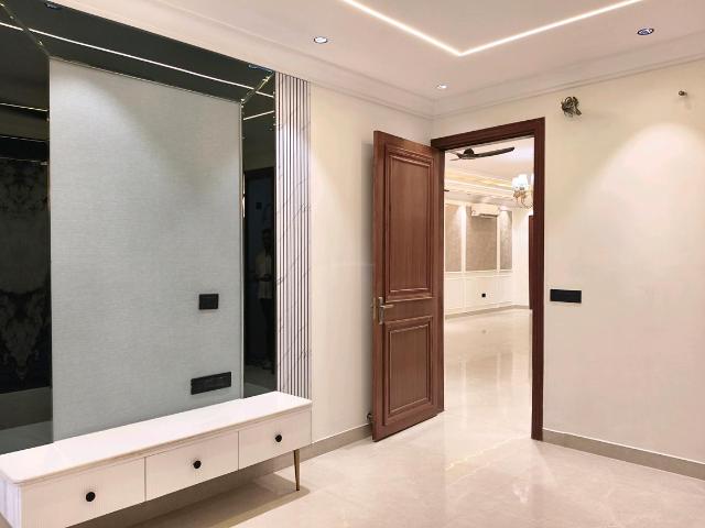 Flat for sale in Hariana