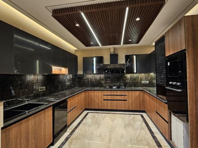 Flat for sale in Hariana