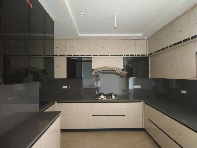 Flat for sale in Hariana