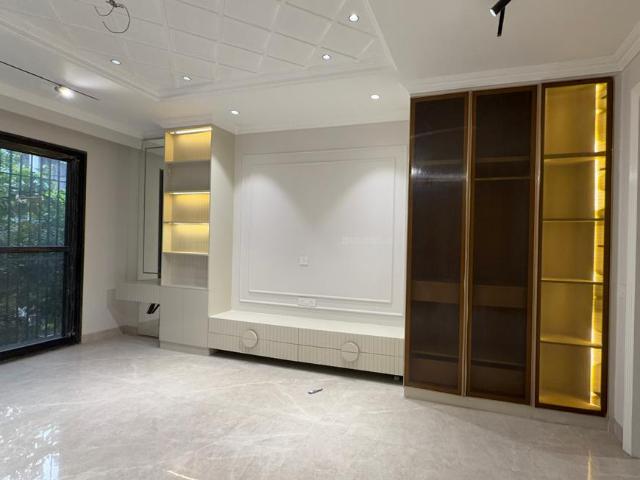 Flat for sale in Hariana