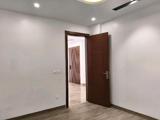 Flat for sale in Hariana